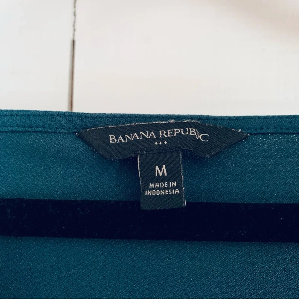 Banana Republic Jade Green Blouse Square Neck Flowy Medium M